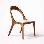 Cargar imagen en el visor de la galería, silla de comedor madera angulo lateral diseño organico