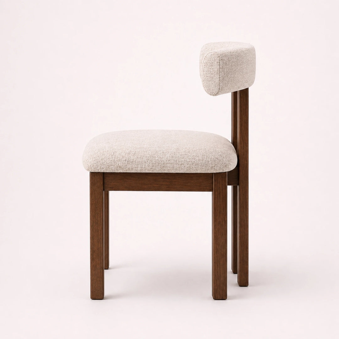 silla madera tapizada beige vista lateral